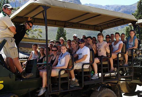 Das deutsche Damenteam beim Safari-Kurztrip in Stellenbosch.